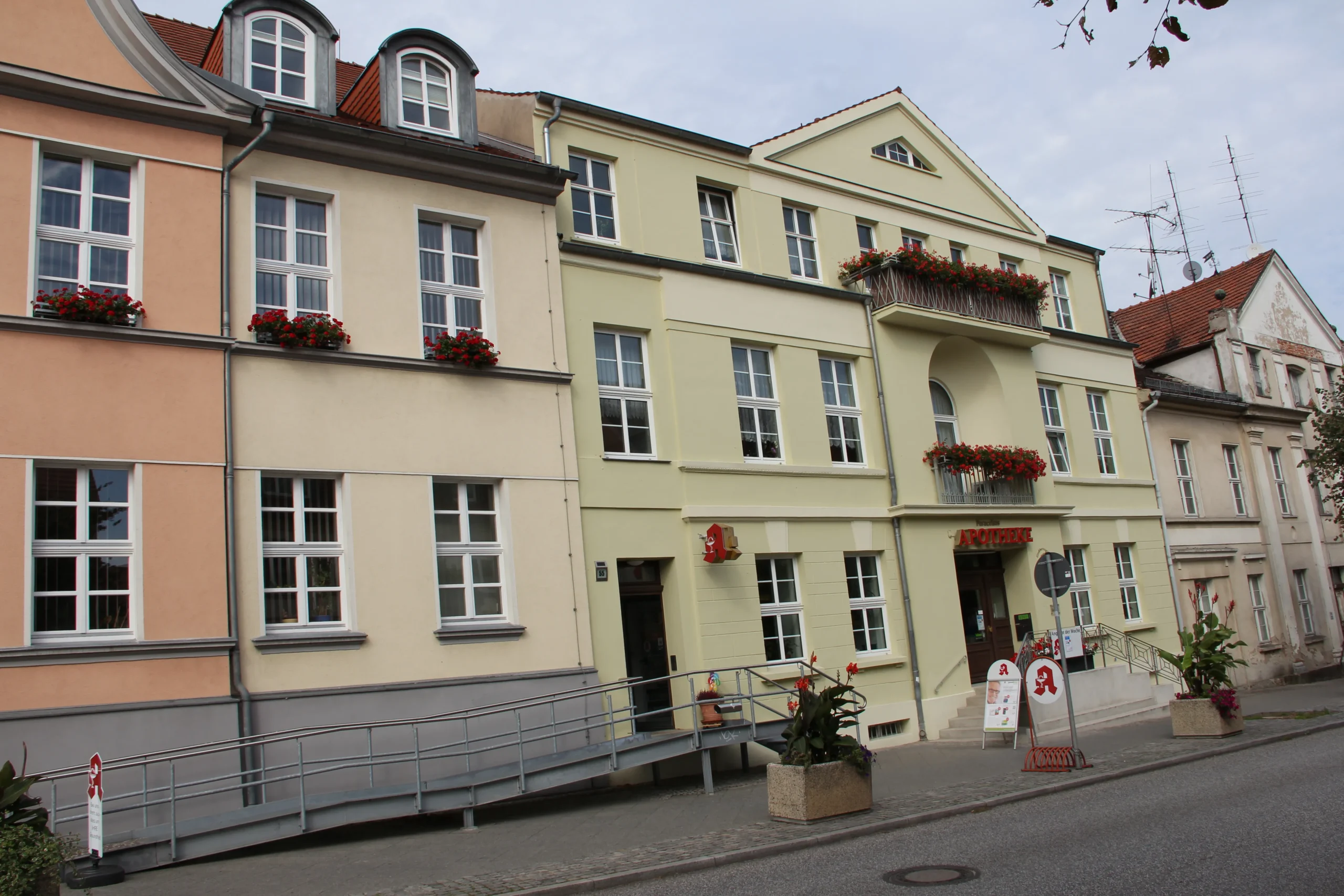 Apotheke außen